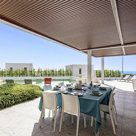 Fresh Air & Family Fun At The Sea Holiday home